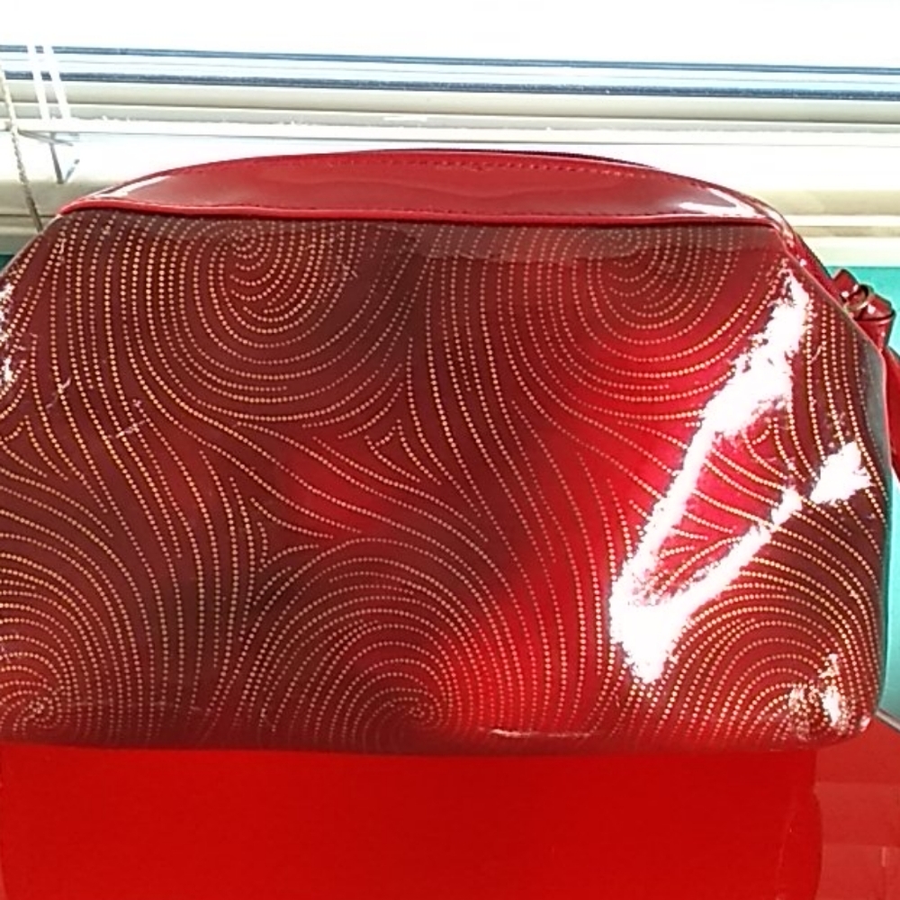 Avon cosmetic bag ❤️